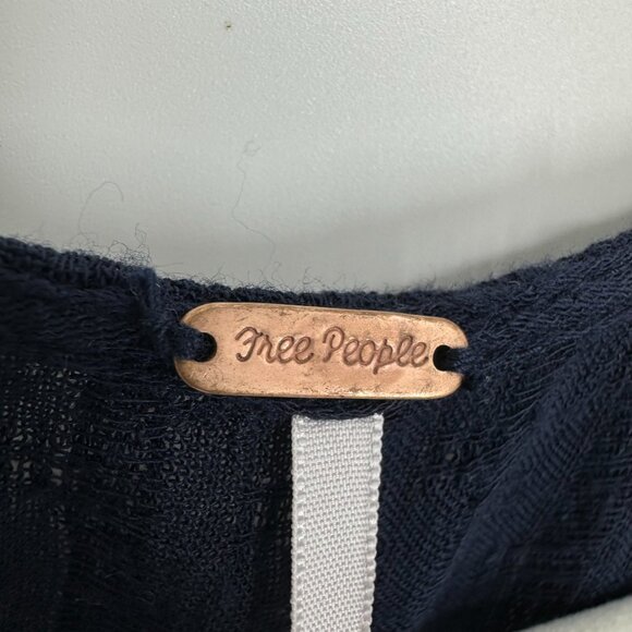 Free People Floral Embroidered Tie Front Top XS Up & Away Relaxed Navy‎ Blue - Picture 5 of 10